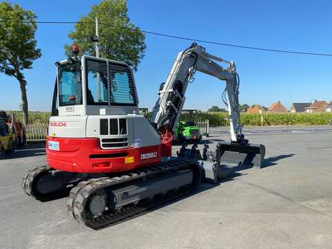 Huur een Takeuchi TB280FR - Graafmachine - Image #5