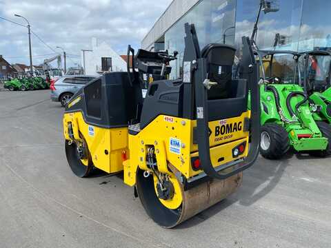 Koop een tweedehands Bomag BW100-AD5 - Graafmachine / lader / verreiker - Image #5