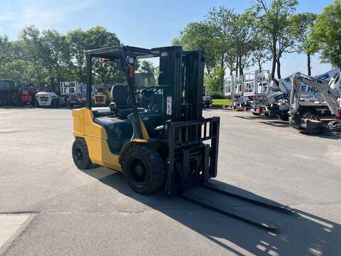 Koop een tweedehands CAT DP30N3 - Heftruck - Image #3