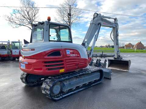Huur een Takeuchi TB290-2 - Graafmachine - Image #4