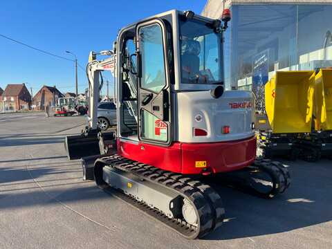 Huur een Takeuchi TB350R - Graafmachine - Image #5