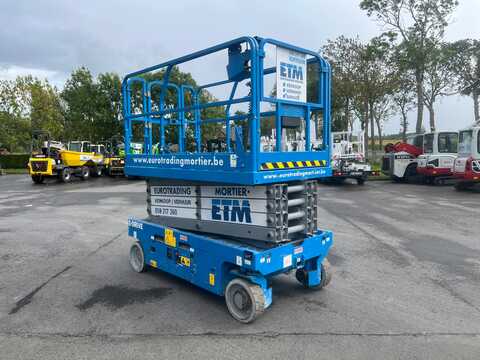 Koop een tweedehands Genie GS 3246 - Hoogwerker / Schaarlift - Image #3