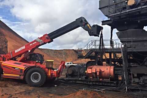 Koop een Manitou MHT 14350 - Constructie verreiker - Image #3