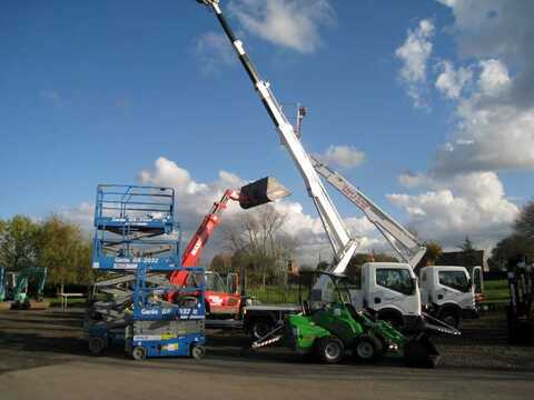 Koop een Verschillend materiaal  Heftrucks en Diversen  - Chariot élévateur à fourche - Image #5