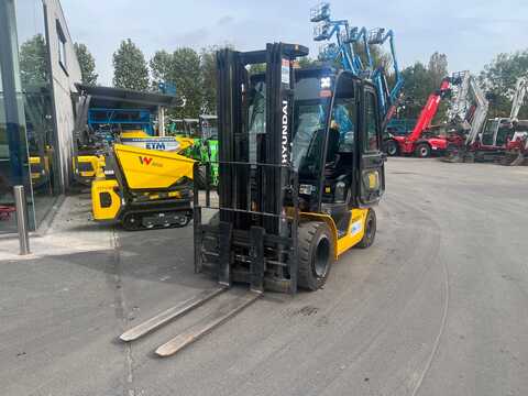 Huur een Hyundai 35DA-9 - Dieselheftruck - Image #2