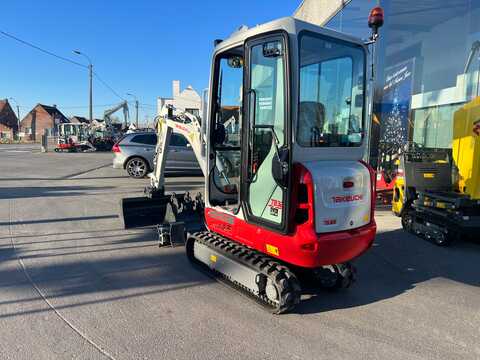 Huur een Takeuchi TB320 - Graafmachine - Image #5