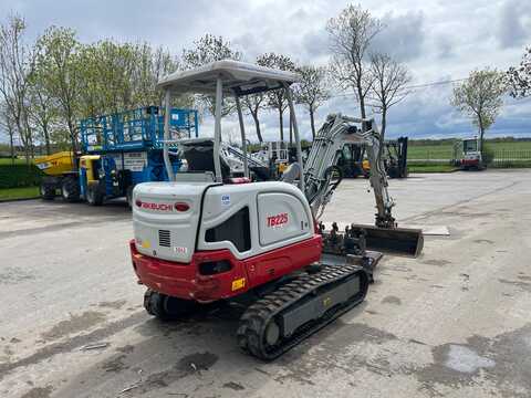 Huur een Takeuchi TB225 - Graafmachine - Image #4