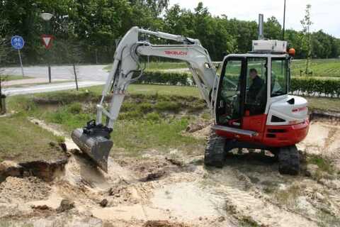 Koop een Takeuchi TB260 - Graafmachine op rupsen - Image #5