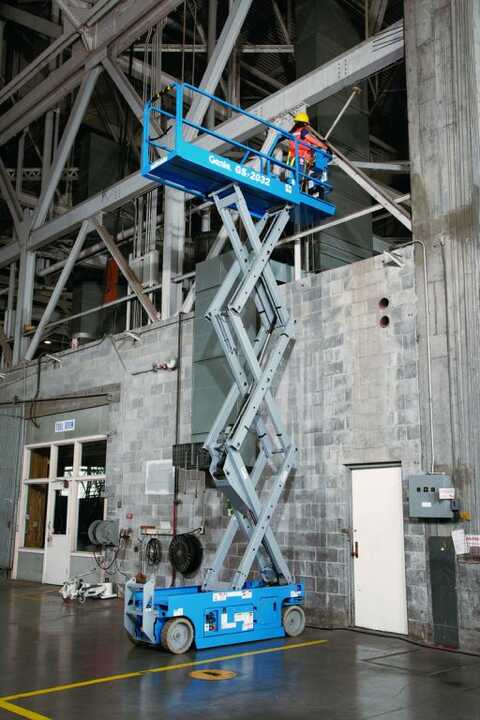 Koop een Genie GS2032 - Ascenseur à ciseaux électrique - Image #2