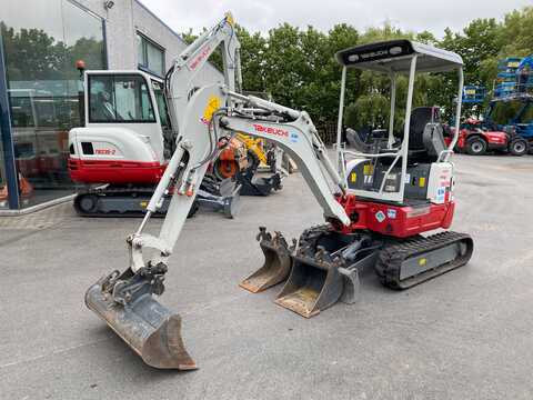Huur een Takeuchi TB217R - Graafmachine - Image #2