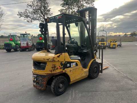 Koop een tweedehands CAT DP25N - Heftruck - Image #4