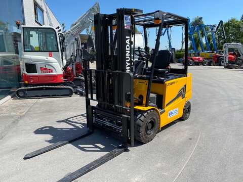 Koop een tweedehands Hyundai 25BH-9 - Heftruck - Image #2