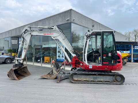 Huur een Takeuchi TB370 - Graafmachine - Image #1