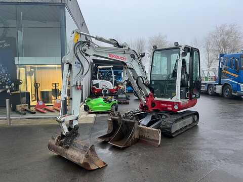 Koop een tweedehands Takeuchi TB235-2 Extra - Graafmachine / lader / verreiker - Image #2