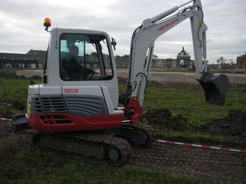 Koop een Takeuchi TB235 - Pelle sur chenille - Image #6