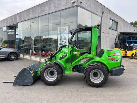 Koop een tweedehands Avant 860i TDL - Graafmachine / lader / verreiker - Image #1