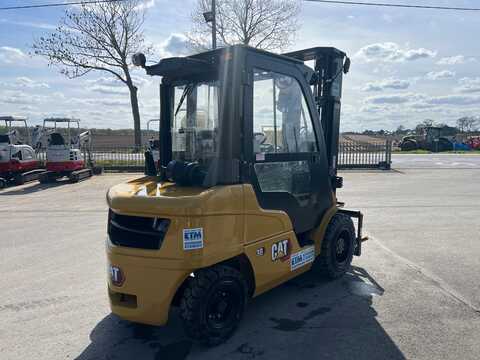 Huur een CAT DP30 - Dieselheftruck - Image #4