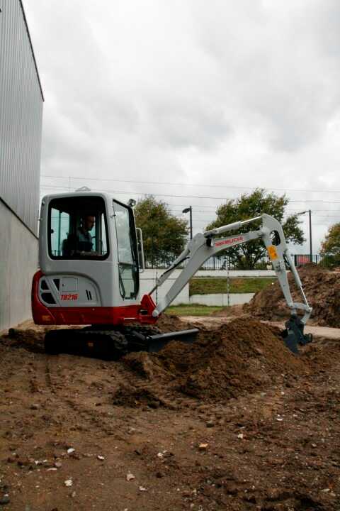 Koop een Takeuchi TB216 - Pelle - Image #3