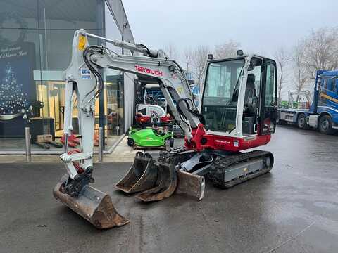 Huur een Takeuchi TB235-2 - Graafmachine - Image #2