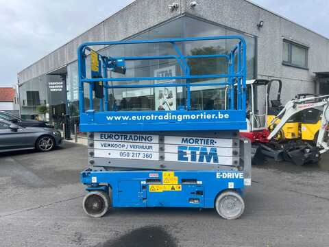 Koop een tweedehands Genie GS 3246 - Hoogwerker / Schaarlift - Image #1