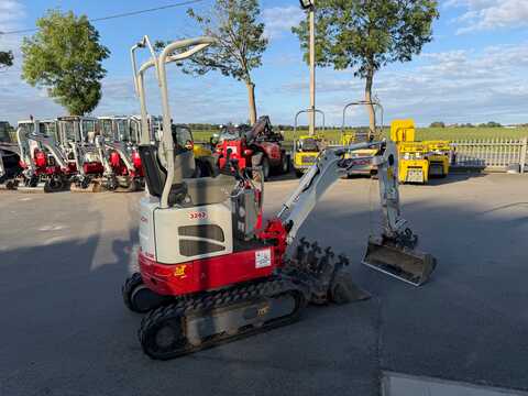 Koop een tweedehands Takeuchi TB210R - Graafmachine / lader / verreiker - Image #4