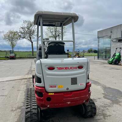 Huur een Takeuchi TB225 - Graafmachine - Image #5
