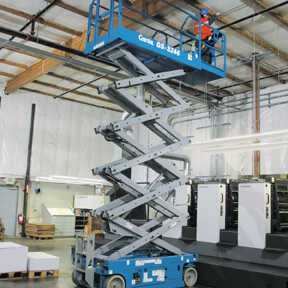 Koop een Genie GS3246 - Ascenseur à ciseaux électrique - Image #1