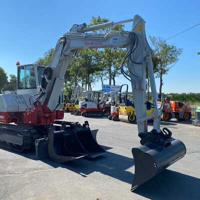 Huur een Takeuchi TB280FR - Graafmachine - Image #4