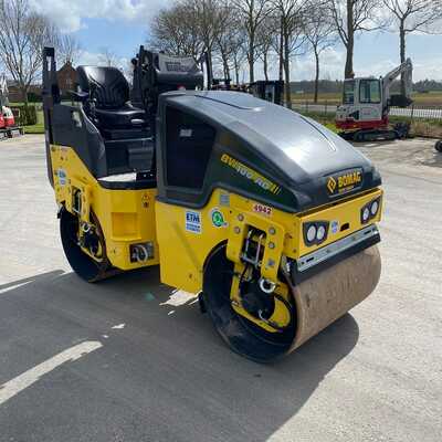 Koop een tweedehands Bomag BW100-AD5 - Graafmachine / lader / verreiker - Image #3