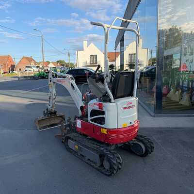 Koop een tweedehands Takeuchi TB210R - Graafmachine / lader / verreiker - Image #6