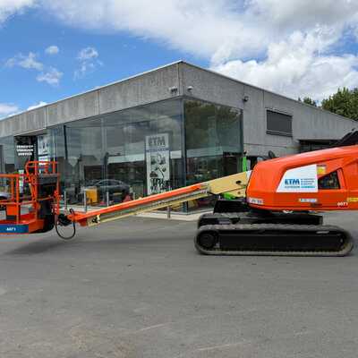 Huur een JLG 400SC - Hoogwerker op rupsen - Image #2
