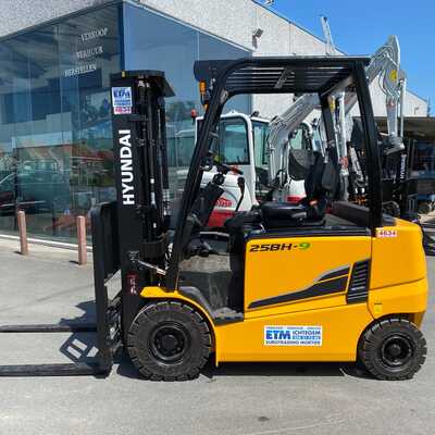 Koop een tweedehands Hyundai 25BH-9 - Heftruck - Image #1