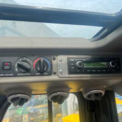 Huur een Hyundai 35DA-9 - Dieselheftruck - Image #6