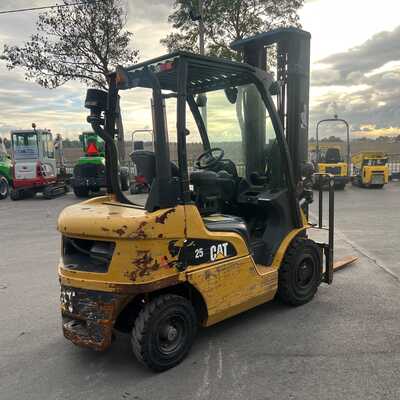 Koop een tweedehands CAT DP25N - Heftruck - Image #4