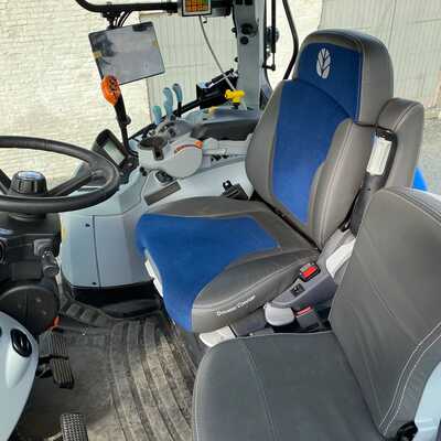 Koop een tweedehands New Holland T7.210 - Landbouwmachine - Image #7