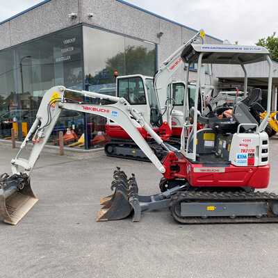 Huur een Takeuchi TB217R - Graafmachine - Image #1