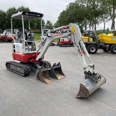 Huur een Takeuchi TB217R - Graafmachine - Image #3