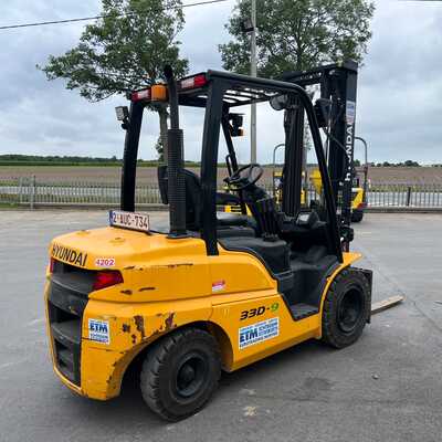 Koop een tweedehands Hyundai 33D-9 - Heftruck - Image #4