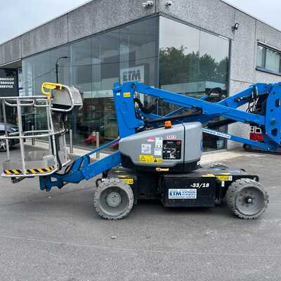 Koop een tweedehands Genie Z33/18 - Hoogwerker / Schaarlift - Image #1
