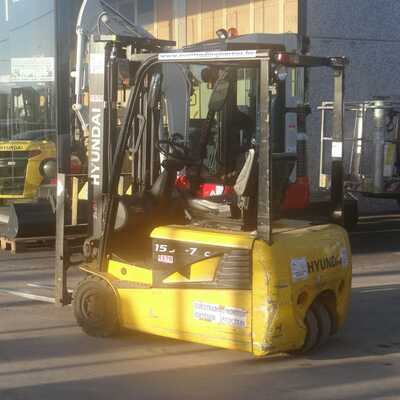 Koop een Hyundai 15BT-7AC (1570) - Chariot élévateur à fourche - Image #4