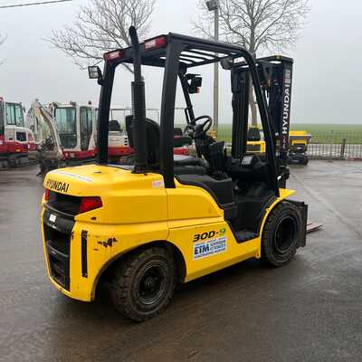 Koop een tweedehands Hyundai 30D-9 - Heftruck - Image #4