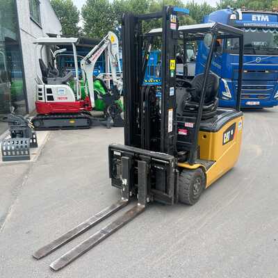 Huur een CAT EP16PNT - Batterijheftruck - Image #3
