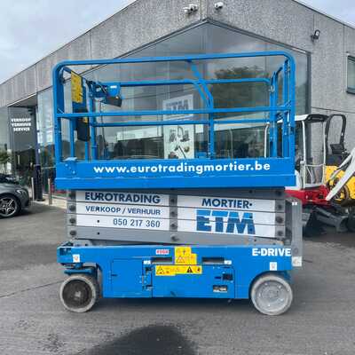 Koop een tweedehands Genie GS 3246 - Hoogwerker / Schaarlift - Image #1