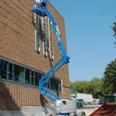 Koop een Genie Z45/25J DC/Bi - Knikarmhoogwerker - Image #2