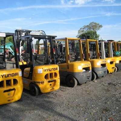 Koop een Verschillend materiaal  Heftrucks en Diversen  - Chariot élévateur à fourche - Image #2