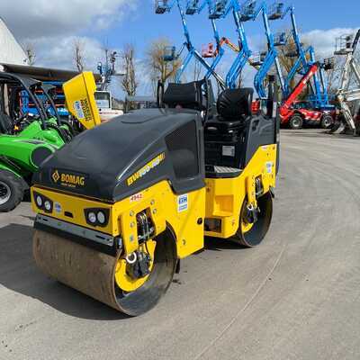 Koop een tweedehands Bomag BW100-AD5 - Graafmachine / lader / verreiker - Image #2