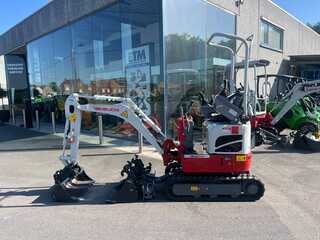 Takeuchi TB210R Graafmachine te huur